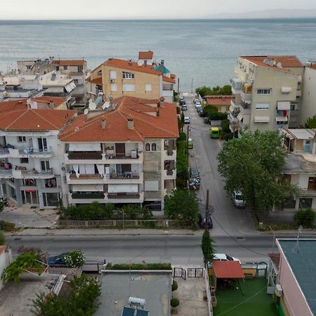 Ζ&Ζ Studios Peraia  Bagian luar foto