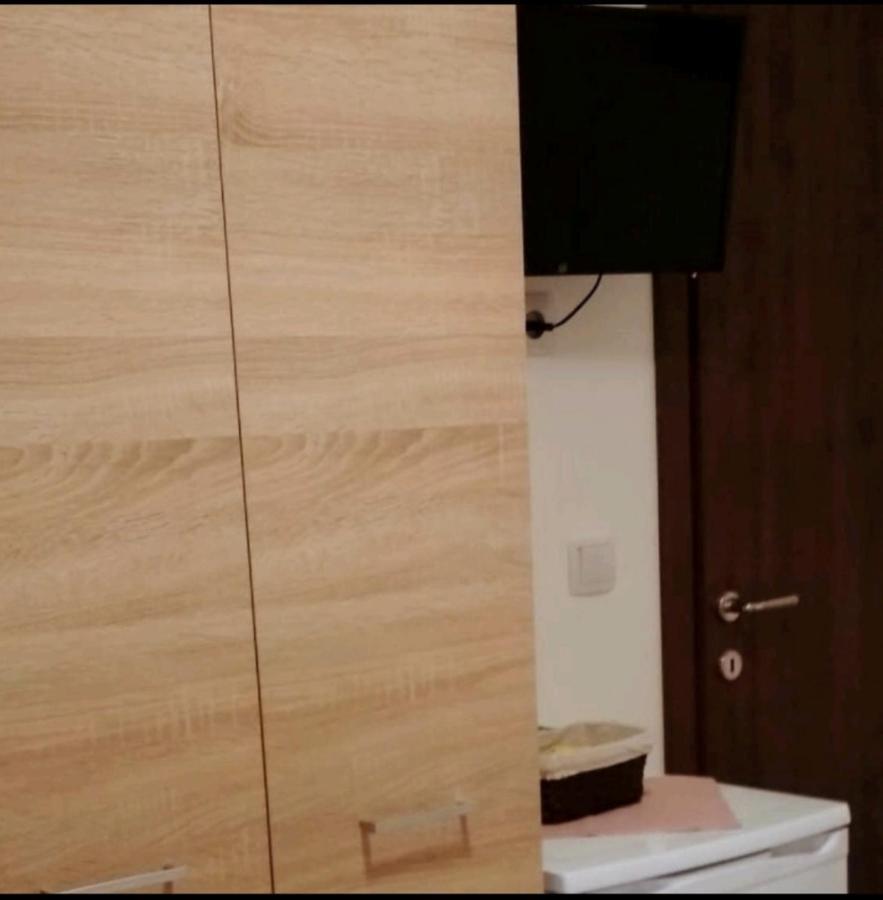 Ζ&Ζ Studios Peraia  Bagian luar foto