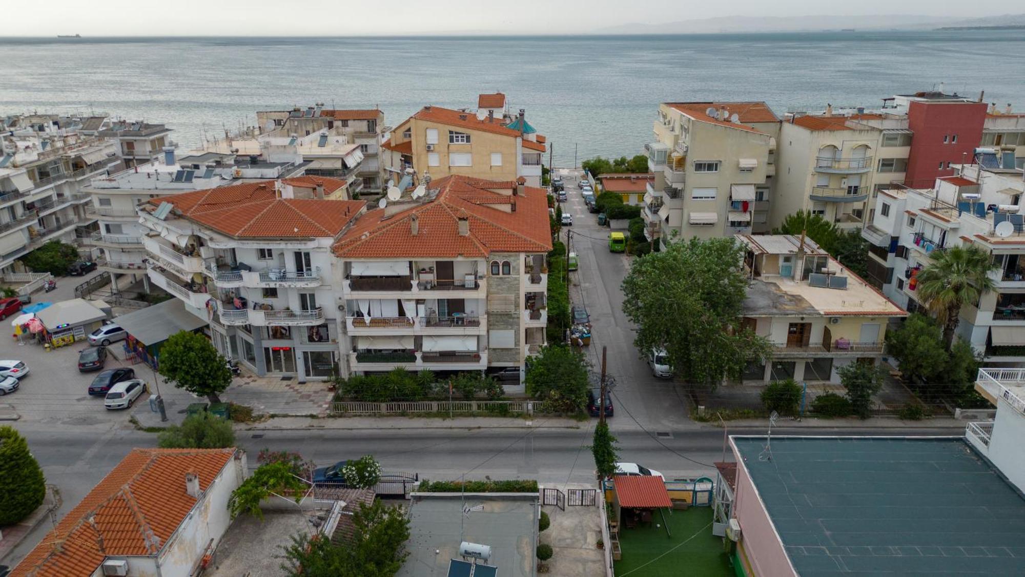 Ζ&Ζ Studios Peraia  Bagian luar foto